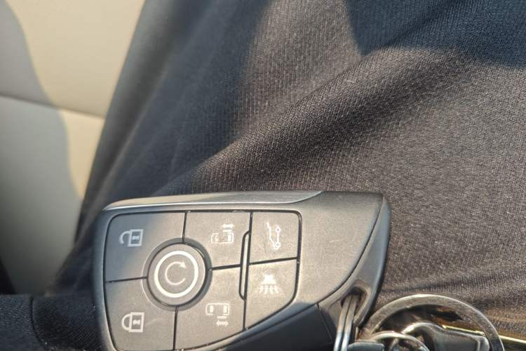 Used Buick GL8 New Energy 2025 Lu Shang Smart Enjoyment Edition 7-Seater Vehicle Key