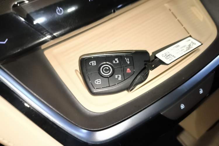 Used Buick GL8 New Energy 2025 Lu Shang Luxury Edition 7-Seater Vehicle Key