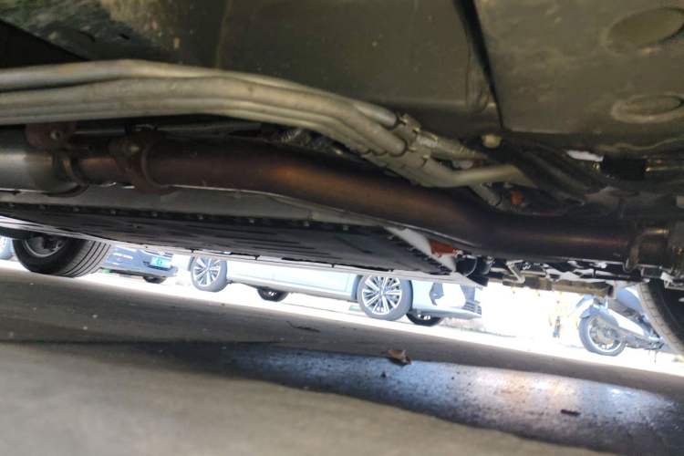 Used Buick GL8 New Energy 2026 Model Lu Zun Prestige Edition Chassis Front Right