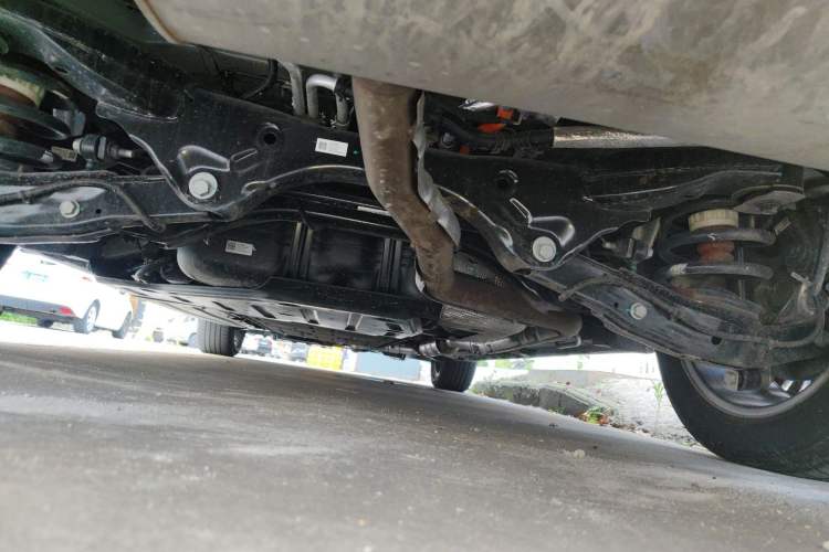 Used Buick GL8 New Energy 2026 Model Lu Zun Prestige Edition Chassis Rear