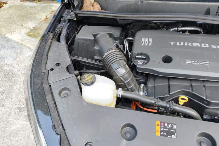 Used Buick GL8 New Energy 2026 Model Lu Zun Prestige Edition Engine Bay Right