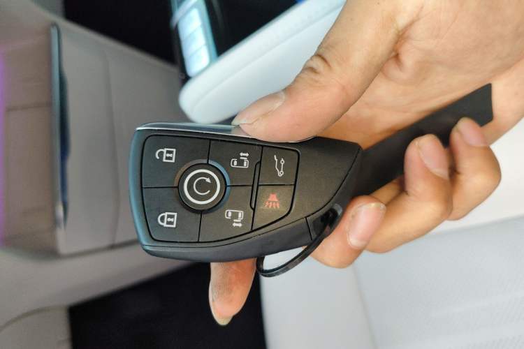 Used Buick GL8 New Energy 2026 Model Lu Zun Prestige Edition Vehicle Key