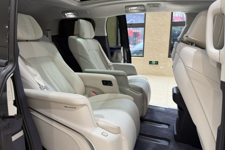 Used Buick GL8 New Energy 2026 Model Lu Zun Luxury Edition Interior 12