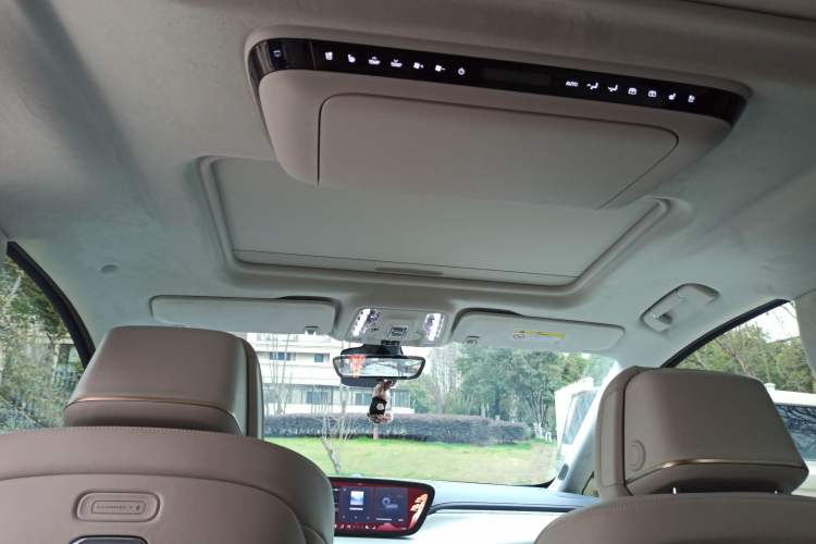 Used Buick GL8 New Energy 2026 Model Lu Zun Prestige Edition Headliner
