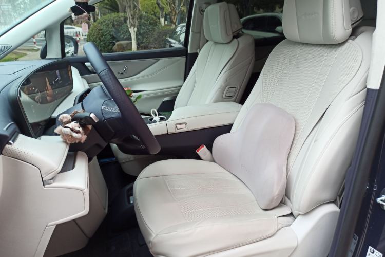 Used Buick GL8 New Energy 2026 Model Lu Zun Prestige Edition Left Front Seat
