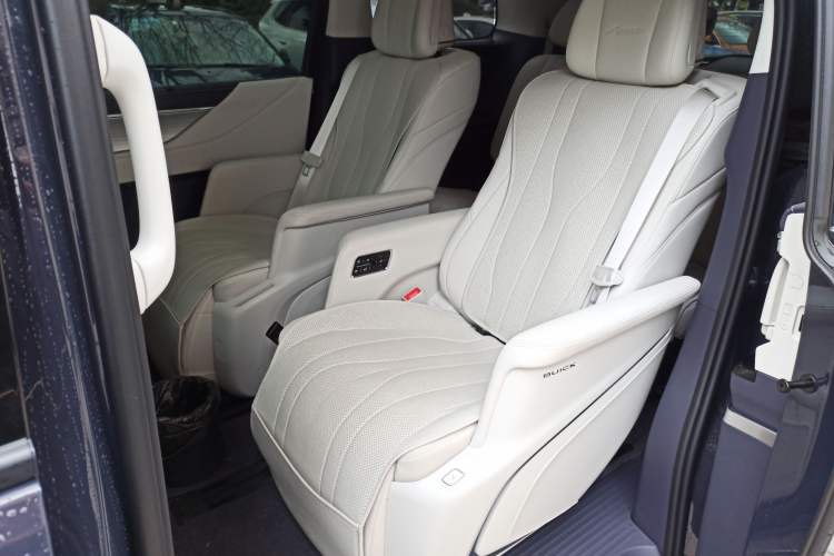 Used Buick GL8 New Energy 2026 Model Lu Zun Prestige Edition Left Rear Seat