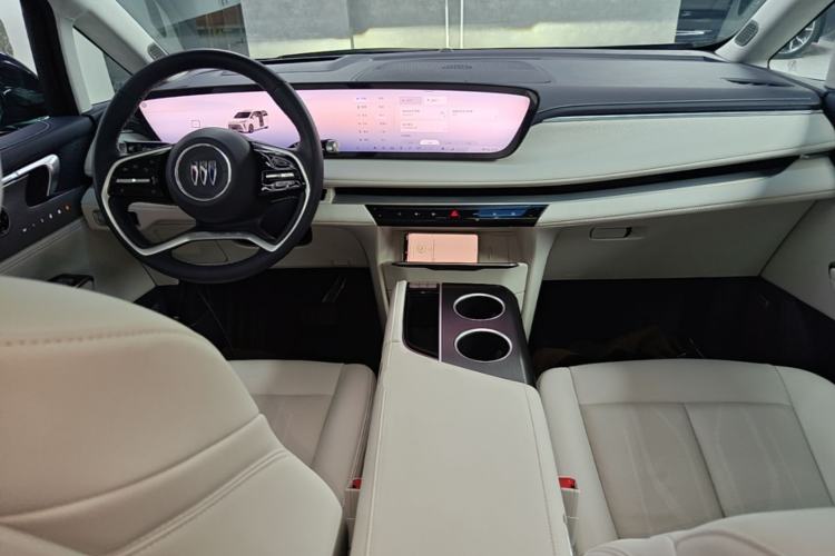 Used Buick GL8 New Energy 2026 Model Lu Zun Luxury Edition Center Console