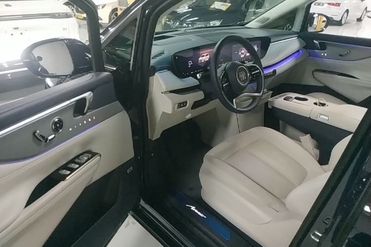 Used Buick GL8 New Energy 2026 Model Lu Zun Luxury Edition Driver Seat