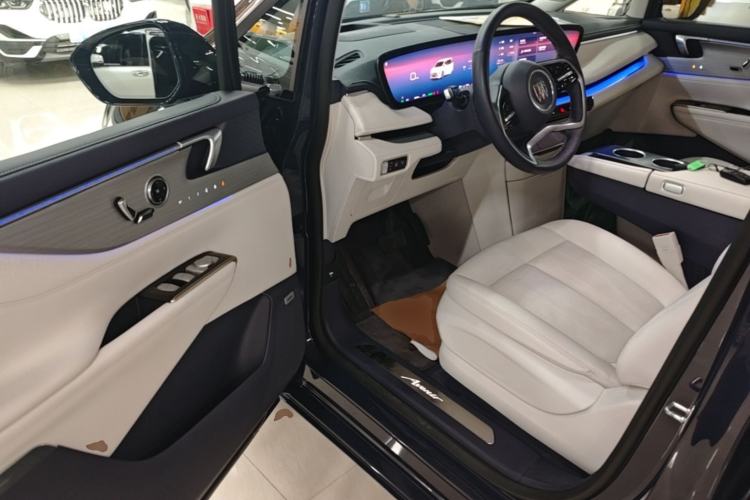 Used Buick GL8 New Energy 2026 Model Lu Zun Luxury Edition Driver Seat