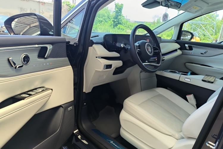 Used Buick GL8 New Energy 2026 Model Lu Zun Luxury Edition Driver Seat