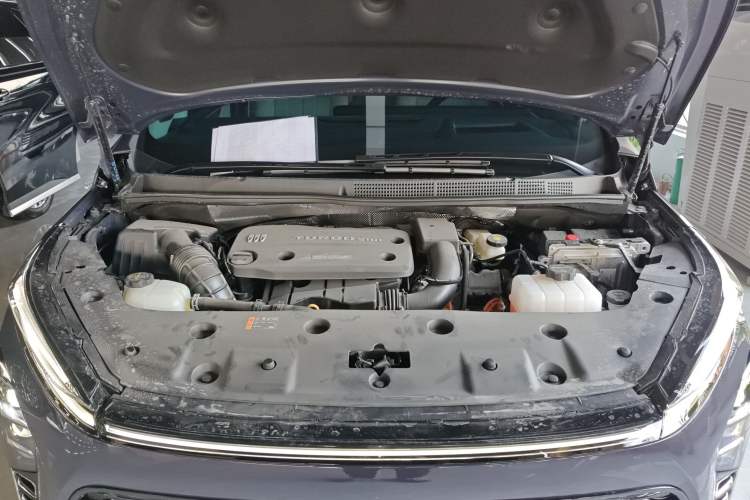 Used Buick GL8 New Energy 2026 Model Lu Zun Luxury Edition Engine Bay