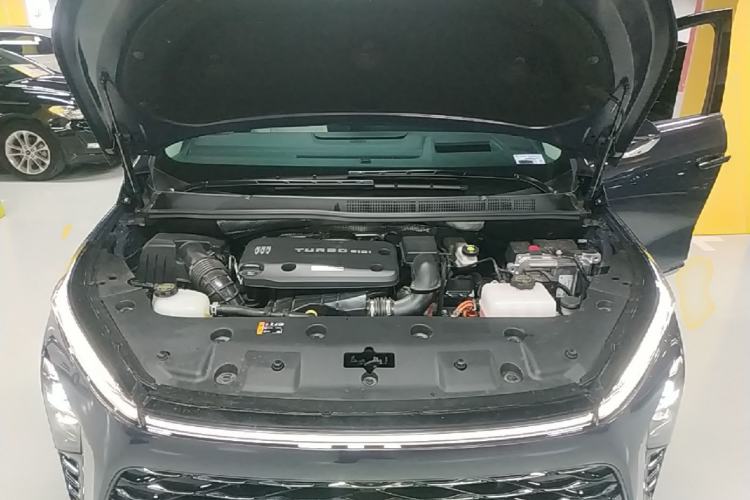 Used Buick GL8 New Energy 2026 Model Lu Zun Luxury Edition Engine Bay
