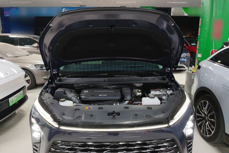 Used Buick GL8 New Energy 2026 Model Lu Zun Luxury Edition Engine Bay