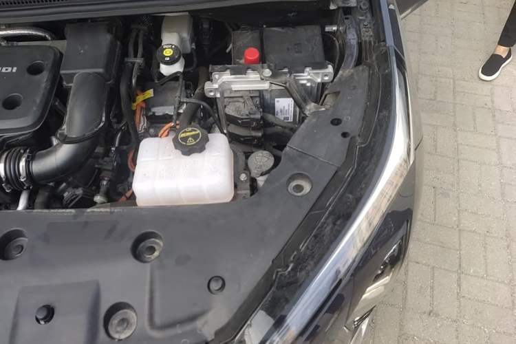 Used Buick GL8 New Energy 2026 Model Lu Zun Prestige Edition Engine Bay Left