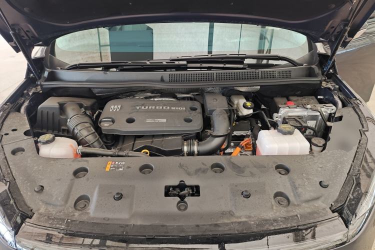 Used Buick GL8 New Energy 2026 Model Lu Zun Luxury Edition Engine Bay