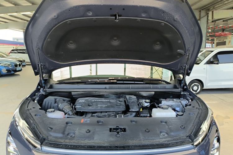 Used Buick GL8 New Energy 2026 Model Lu Zun Luxury Edition Engine Bay