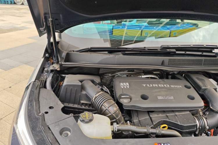 Used Buick GL8 New Energy 2026 Model Lu Zun Luxury Edition Engine Bay Right
