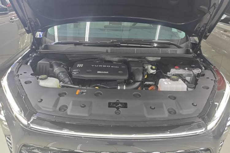 Used Buick GL8 New Energy 2026 Model Lu Zun Prestige Edition Engine Bay