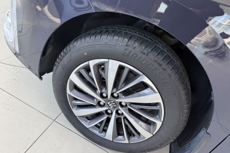 Used Buick GL8 New Energy 2026 Model Lu Zun Prestige Edition Exterior 6
