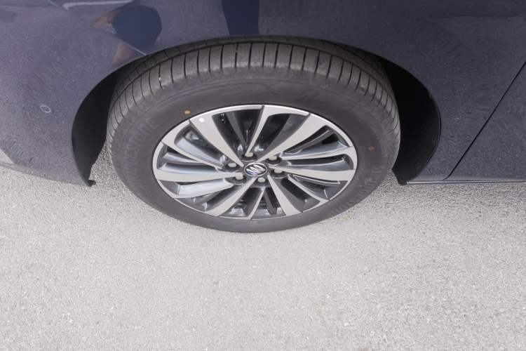 Used Buick GL8 New Energy 2026 Model Lu Zun Luxury Edition Exterior 7