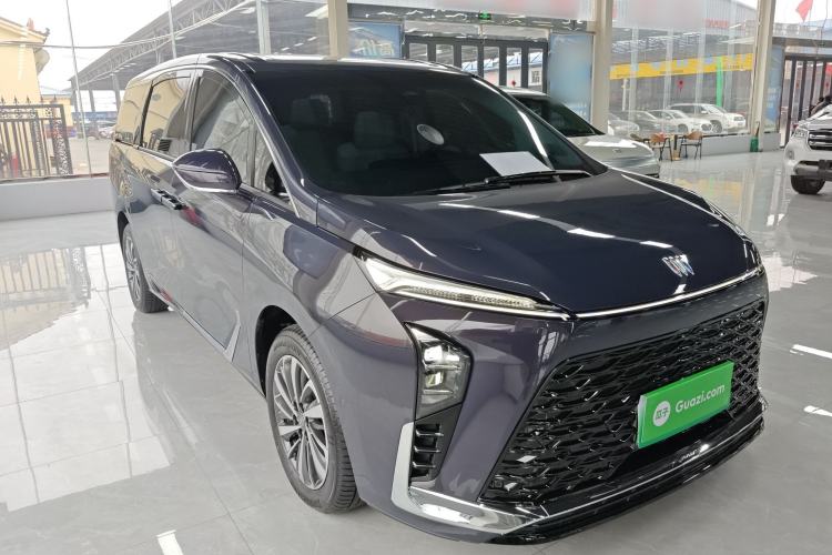 Used Buick GL8 New Energy 2026 Model Lu Zun Luxury Edition Front Right 45 Deg