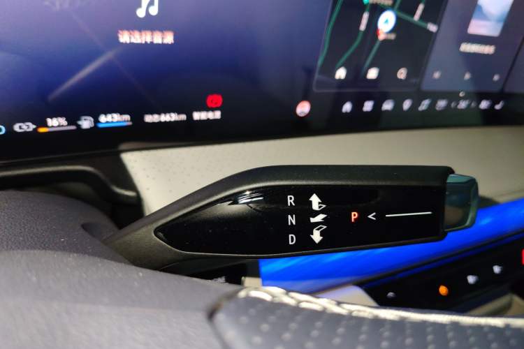 Used Buick GL8 New Energy 2026 Model Lu Zun Luxury Edition Gear Lever