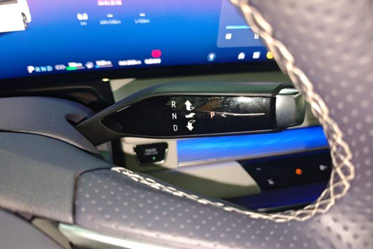 Used Buick GL8 New Energy 2026 Model Lu Zun Luxury Edition Gear Lever