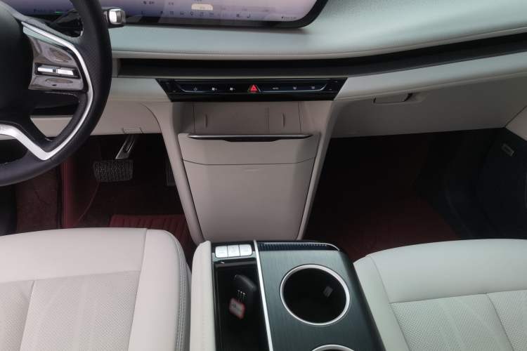 Used Buick GL8 New Energy 2026 Model Lu Zun Luxury Edition Gear Lever