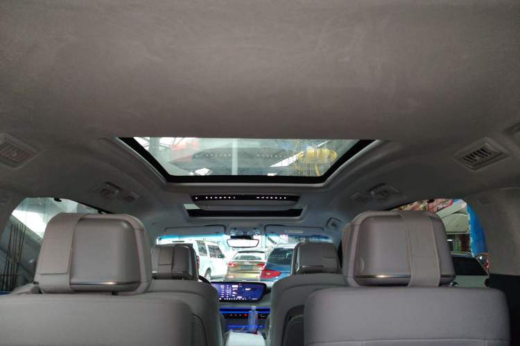 Used Buick GL8 New Energy 2026 Model Lu Zun Luxury Edition Headliner