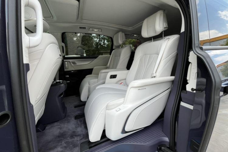 Used Buick GL8 New Energy 2026 Model Lu Zun Luxury Edition Interior 1