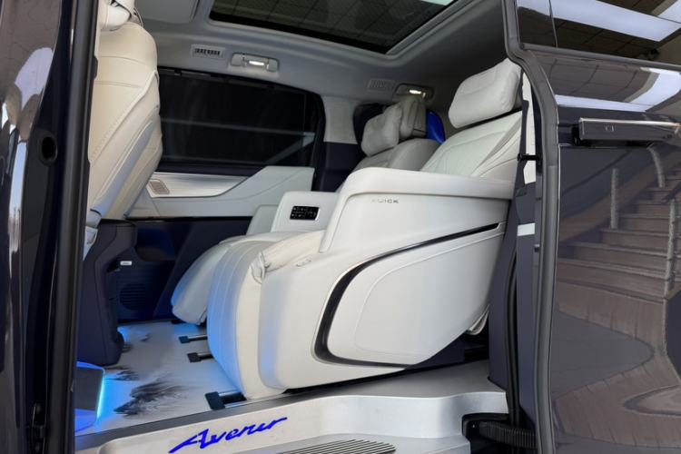 Used Buick GL8 New Energy 2026 Model Lu Zun Prestige Edition Interior 1
