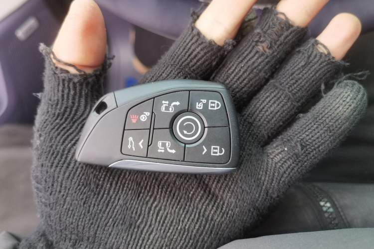 Used Buick GL8 New Energy 2026 Model Lu Zun Luxury Edition Interior 1