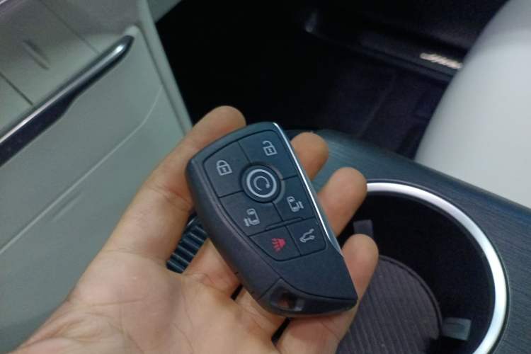 Used Buick GL8 New Energy 2026 Model Lu Zun Prestige Edition Interior 1
