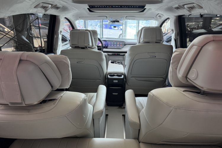 Used Buick GL8 New Energy 2026 Model Lu Zun Prestige Edition Interior 2