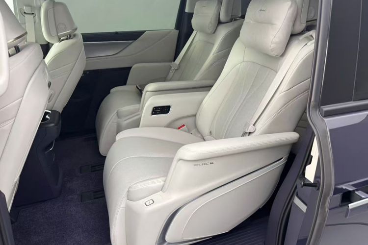 Used Buick GL8 New Energy 2026 Model Lu Zun Prestige Edition Interior 5
