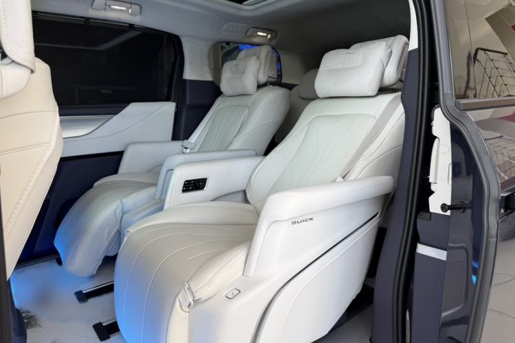 Used Buick GL8 New Energy 2026 Model Lu Zun Prestige Edition Interior 6