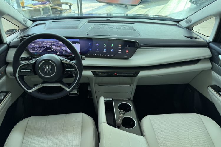 Used Buick GL8 New Energy 2026 Model Lu Zun Prestige Edition Interior 7