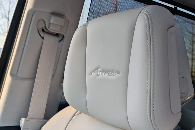 Used Buick GL8 New Energy 2026 Model Lu Zun Luxury Edition Interior 8
