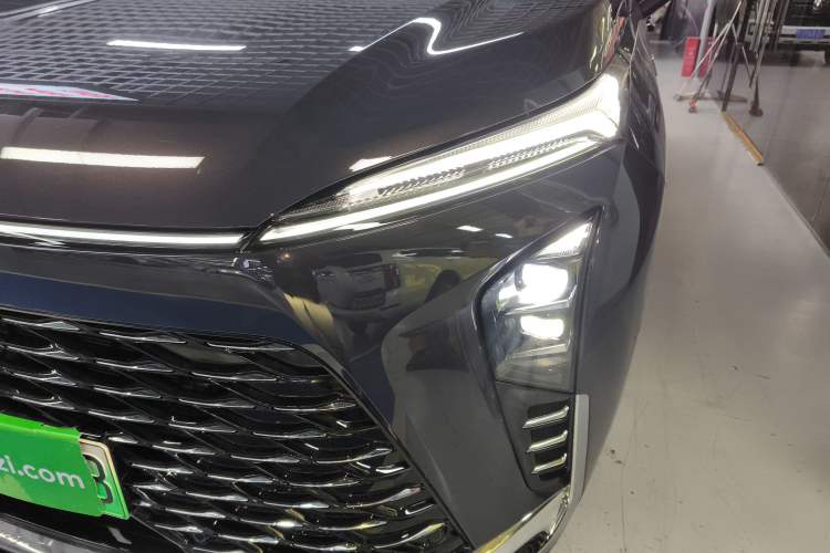 Used Buick GL8 New Energy 2026 Model Lu Zun Luxury Edition Left Front Headlight