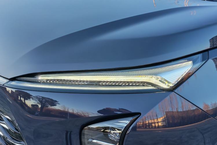 Used Buick GL8 New Energy 2026 Model Lu Zun Luxury Edition Left Front Headlight