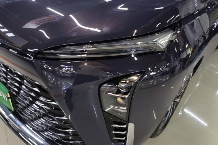 Used Buick GL8 New Energy 2026 Model Lu Zun Luxury Edition Left Front Headlight