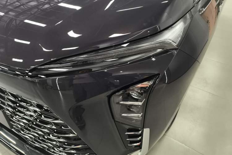 Used Buick GL8 New Energy 2026 Model Lu Zun Luxury Edition Left Front Headlight