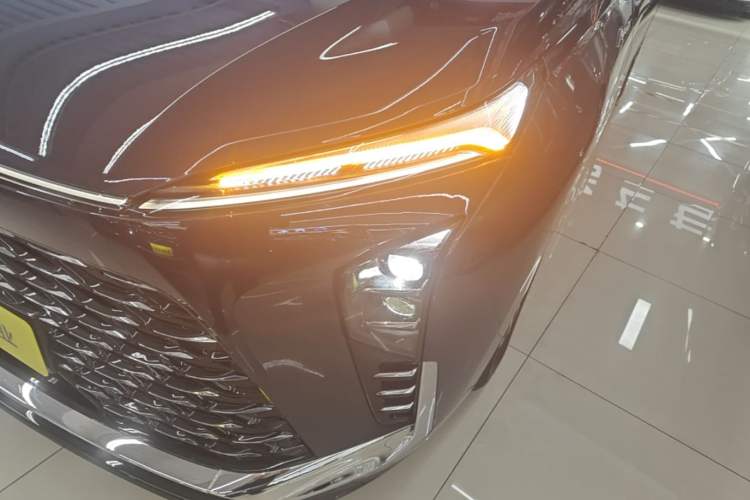 Used Buick GL8 New Energy 2026 Model Lu Zun Prestige Edition Left Front Headlight