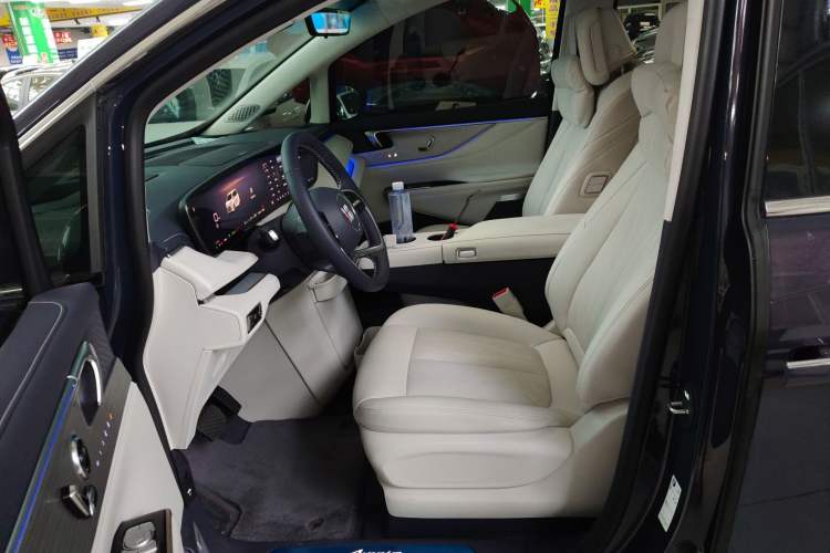 Used Buick GL8 New Energy 2026 Model Lu Zun Luxury Edition Left Front Seat