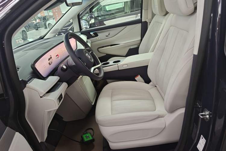 Used Buick GL8 New Energy 2026 Model Lu Zun Luxury Edition Left Front Seat