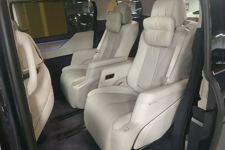Used Buick GL8 New Energy 2026 Model Lu Zun Luxury Edition Left Rear Seat