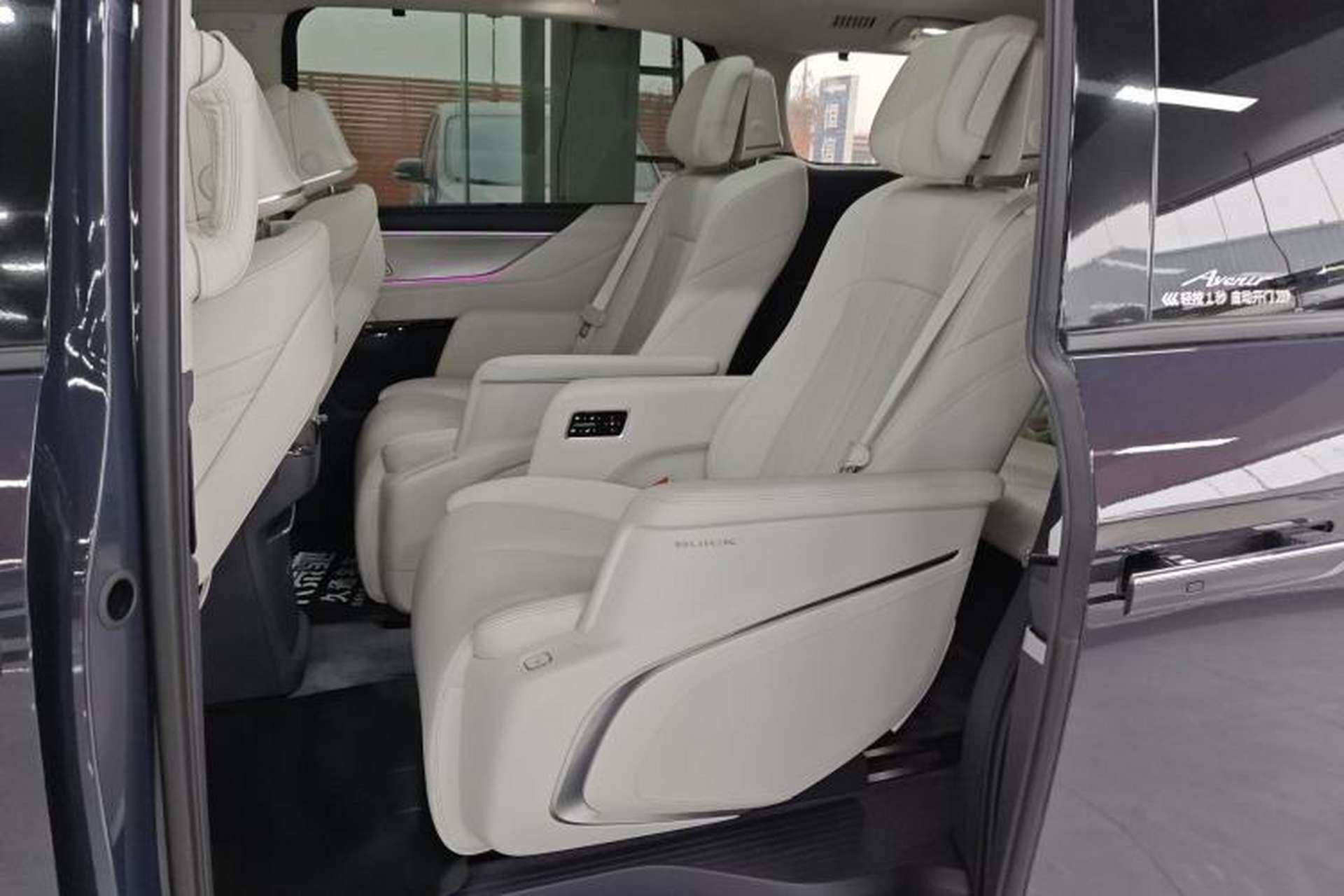 Used Buick GL8 New Energy 2026 Model Lu Zun Luxury Edition Left Rear Seat