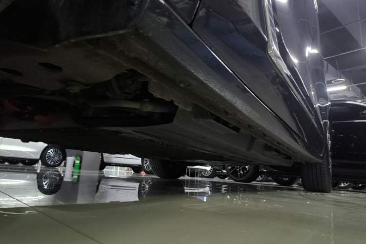 Used Buick GL8 New Energy 2026 Model Lu Zun Luxury Edition Left Side Sill