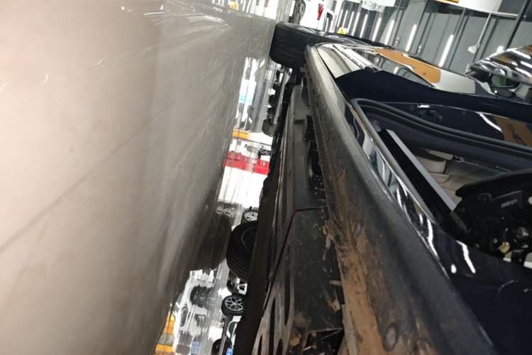 Used Buick GL8 New Energy 2026 Model Lu Zun Luxury Edition Left Side Sill