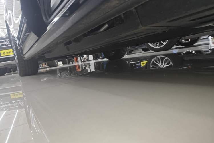 Used Buick GL8 New Energy 2026 Model Lu Zun Prestige Edition Left Side Sill